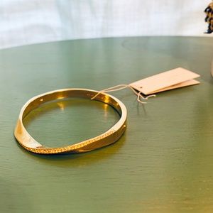 Kate Spade gold bangle